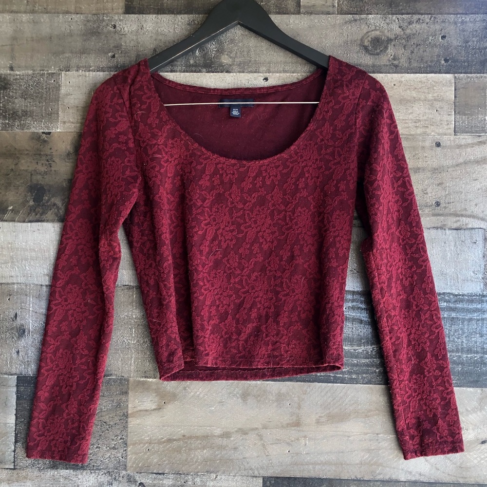 🌵American Eagle Long Sleeve Crop Top
